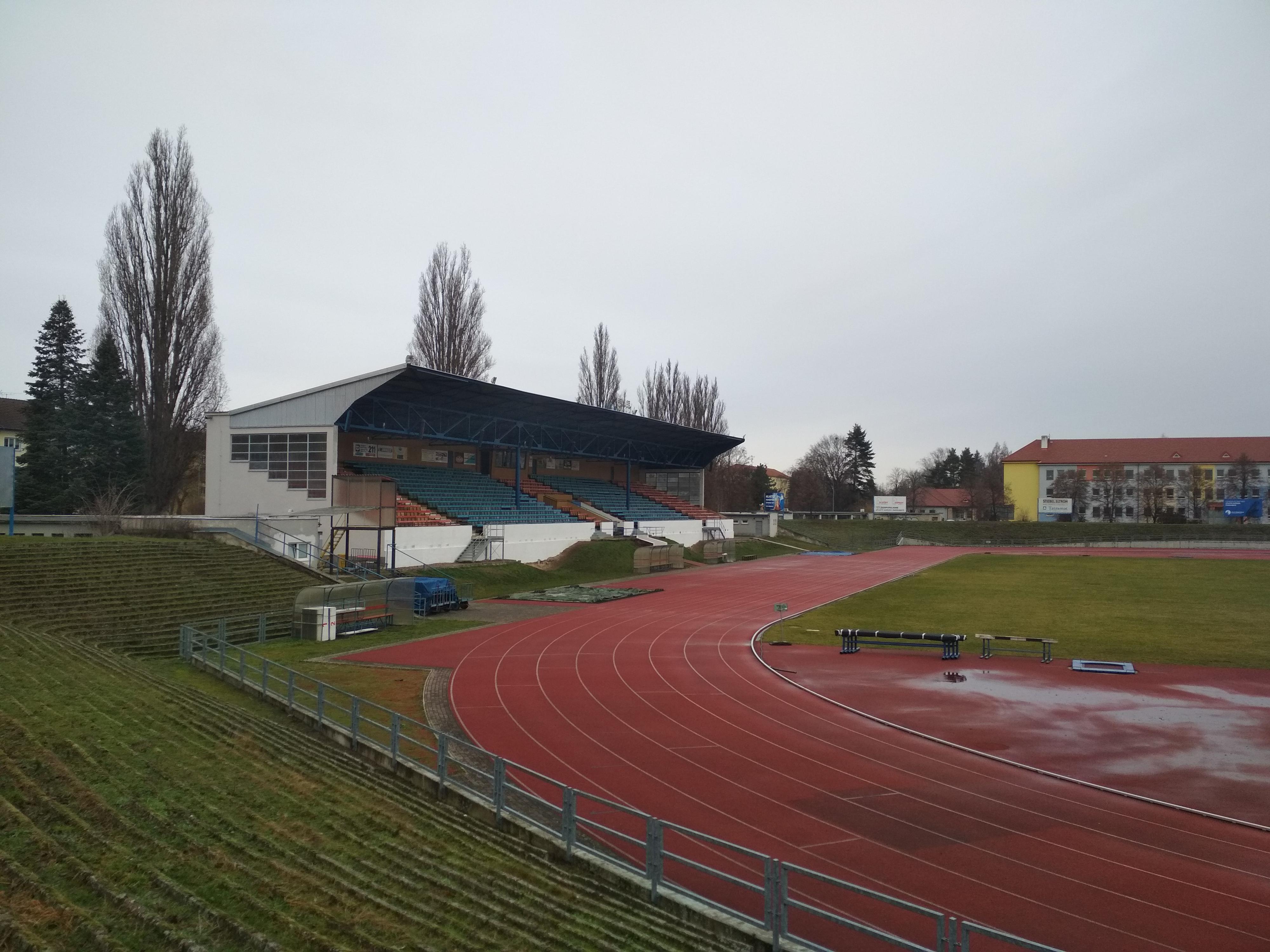 Městský atletický stadion Dukla foto 2