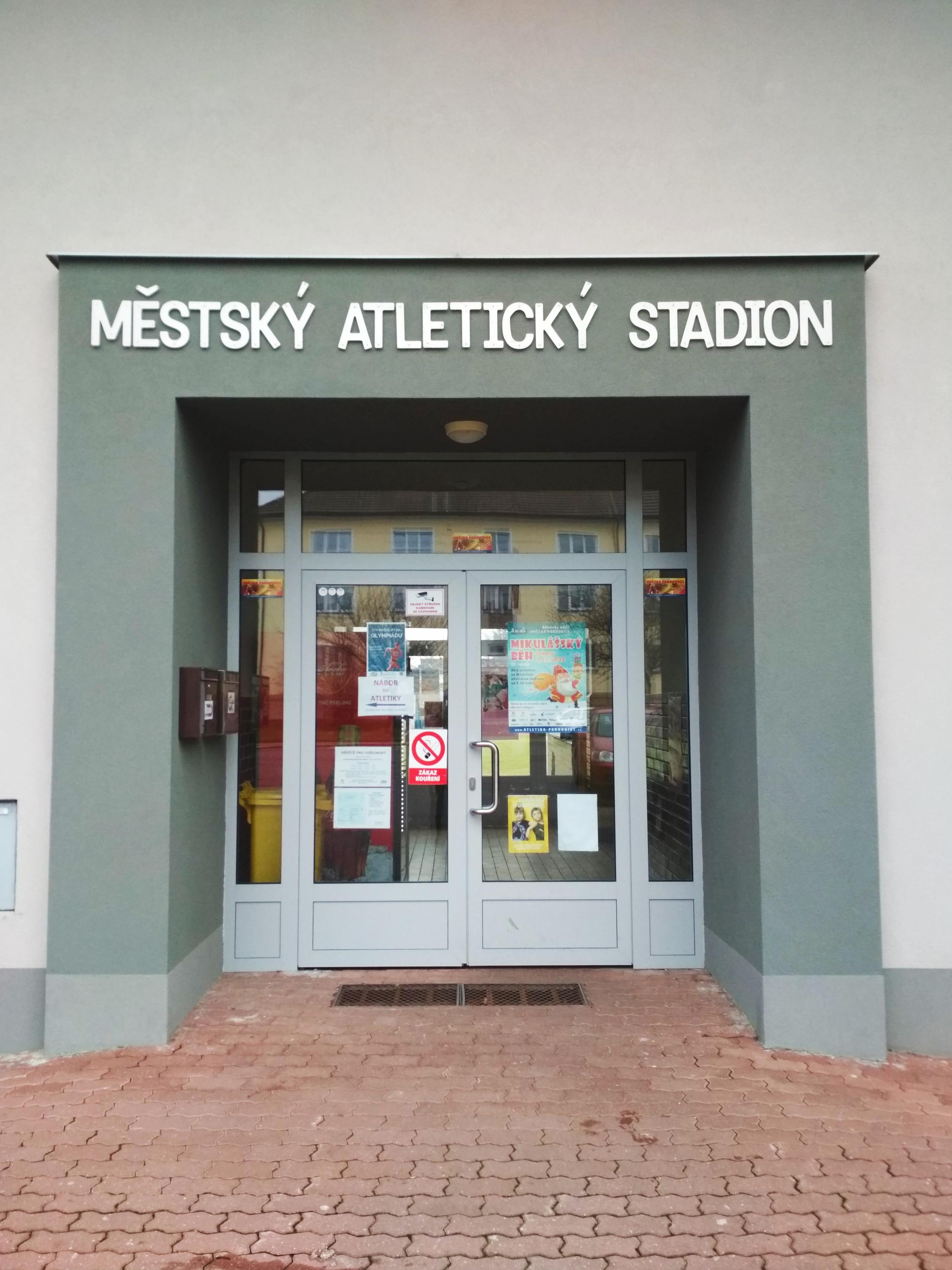 Městský atletický stadion Dukla foto 2