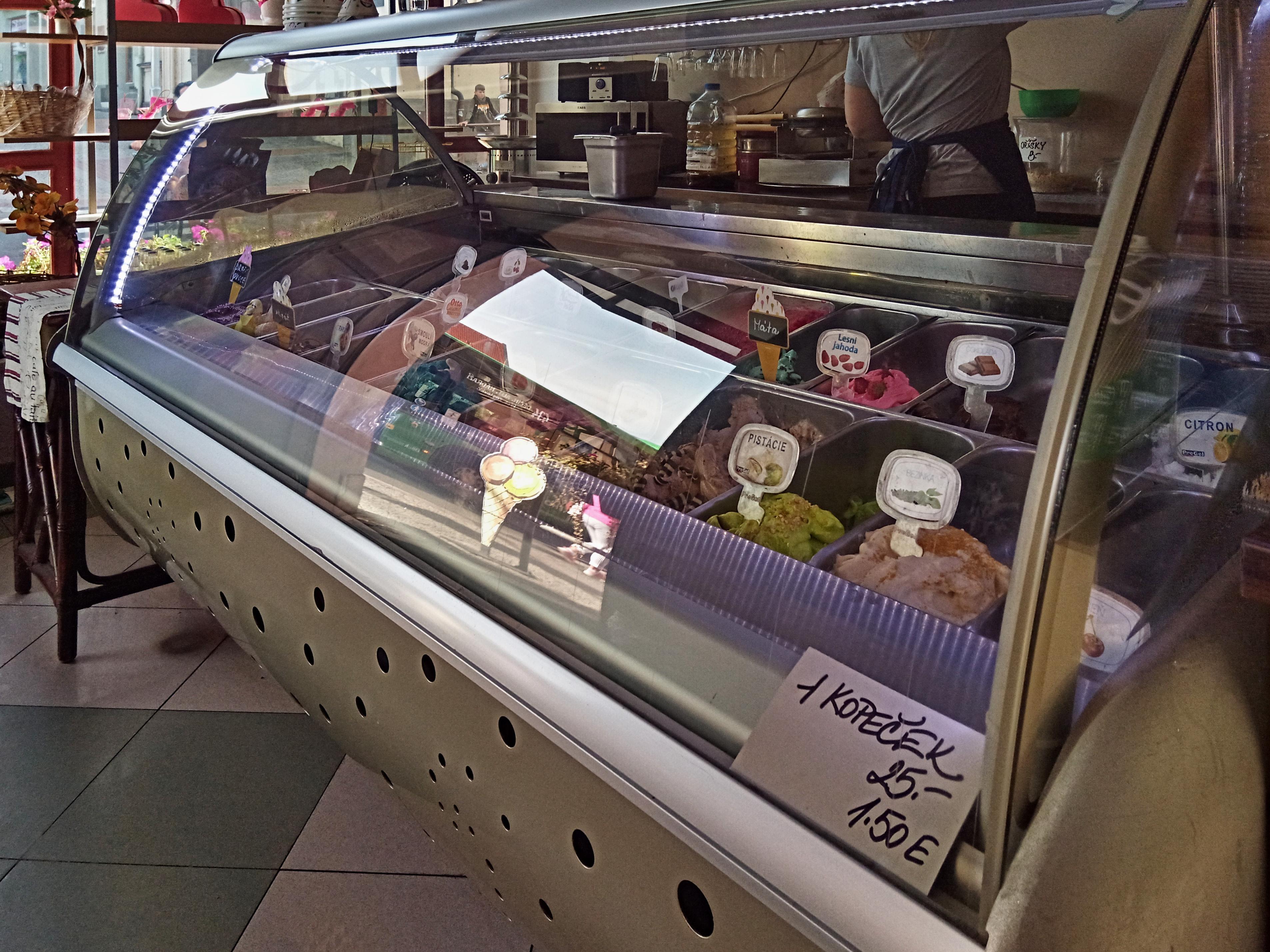 Národní kavárna a cukrárna foto 6