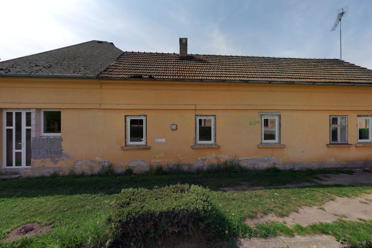 Potraviny 9. května