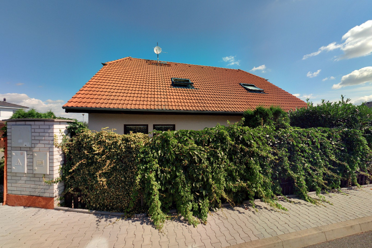 Broker Consulting, Jana Zíbová