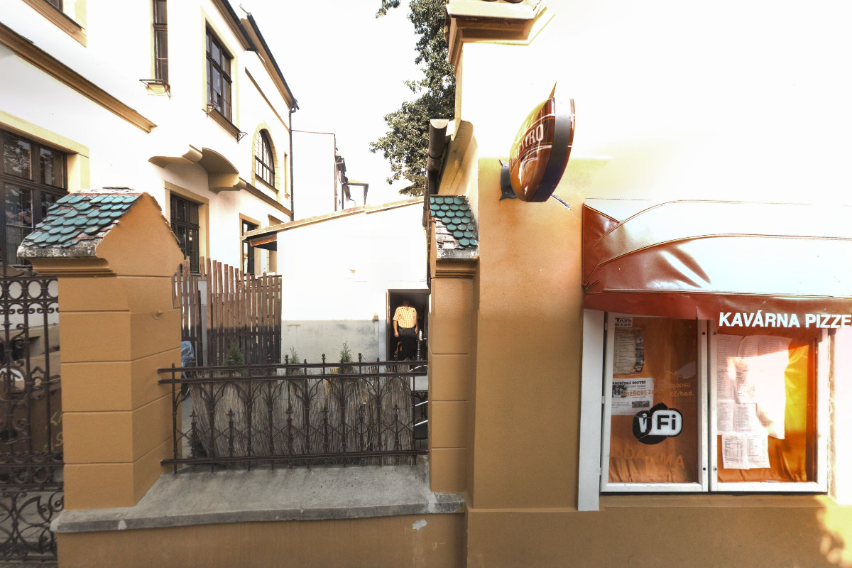 Kavárna a pizzeria Astra foto 6