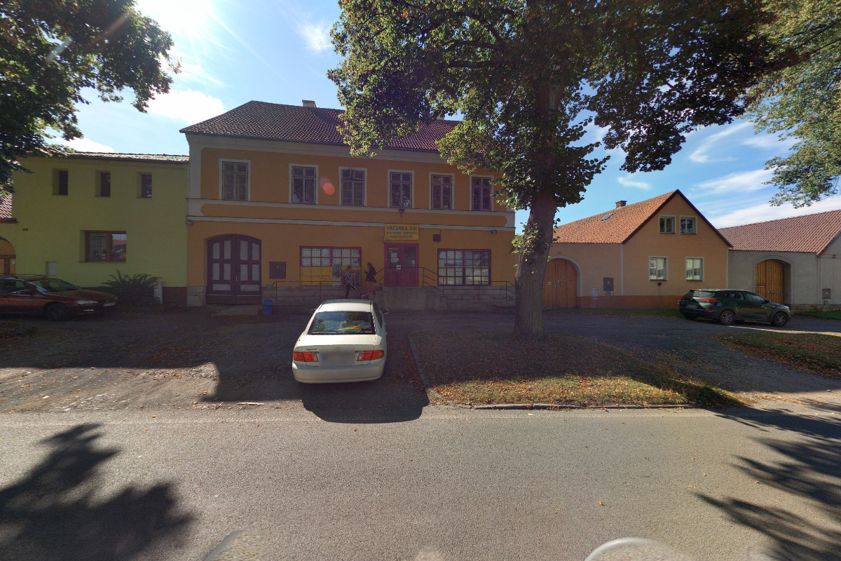 Večerka T-H foto 2