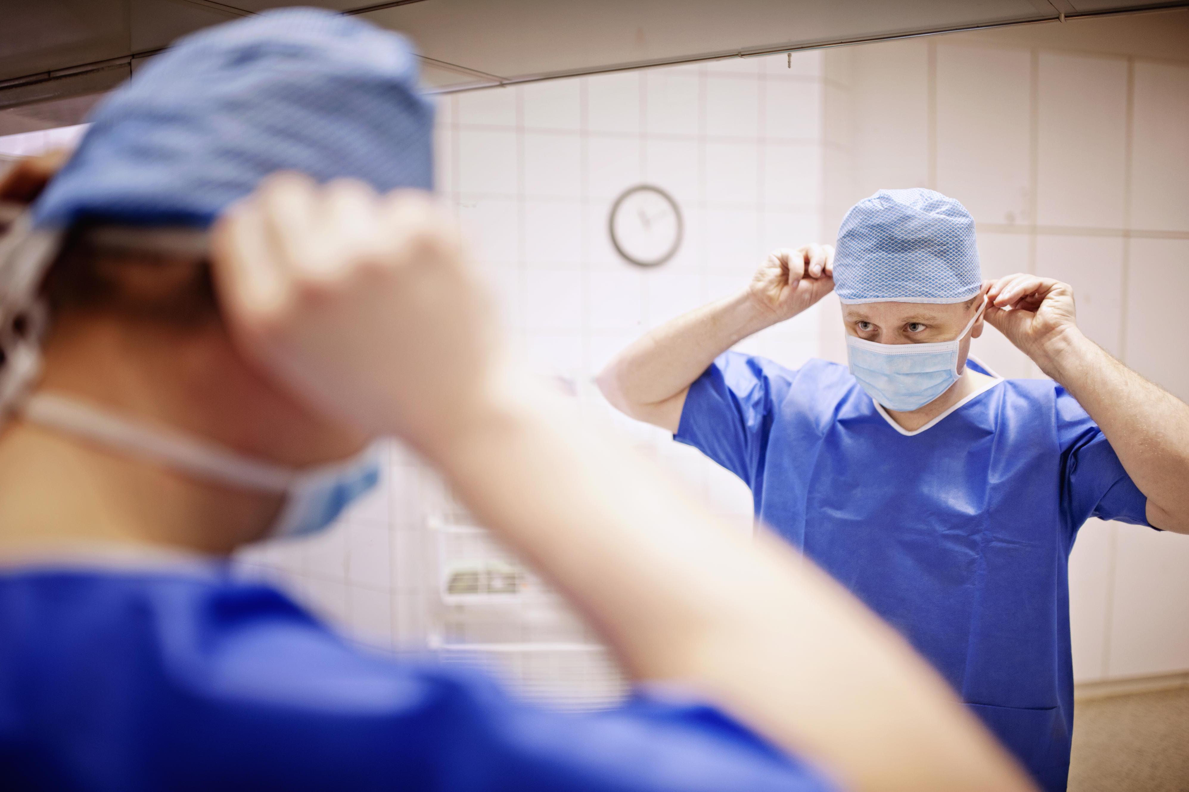 Plastický chirurg - MUDr. Evžen Trupar, Ph.D.