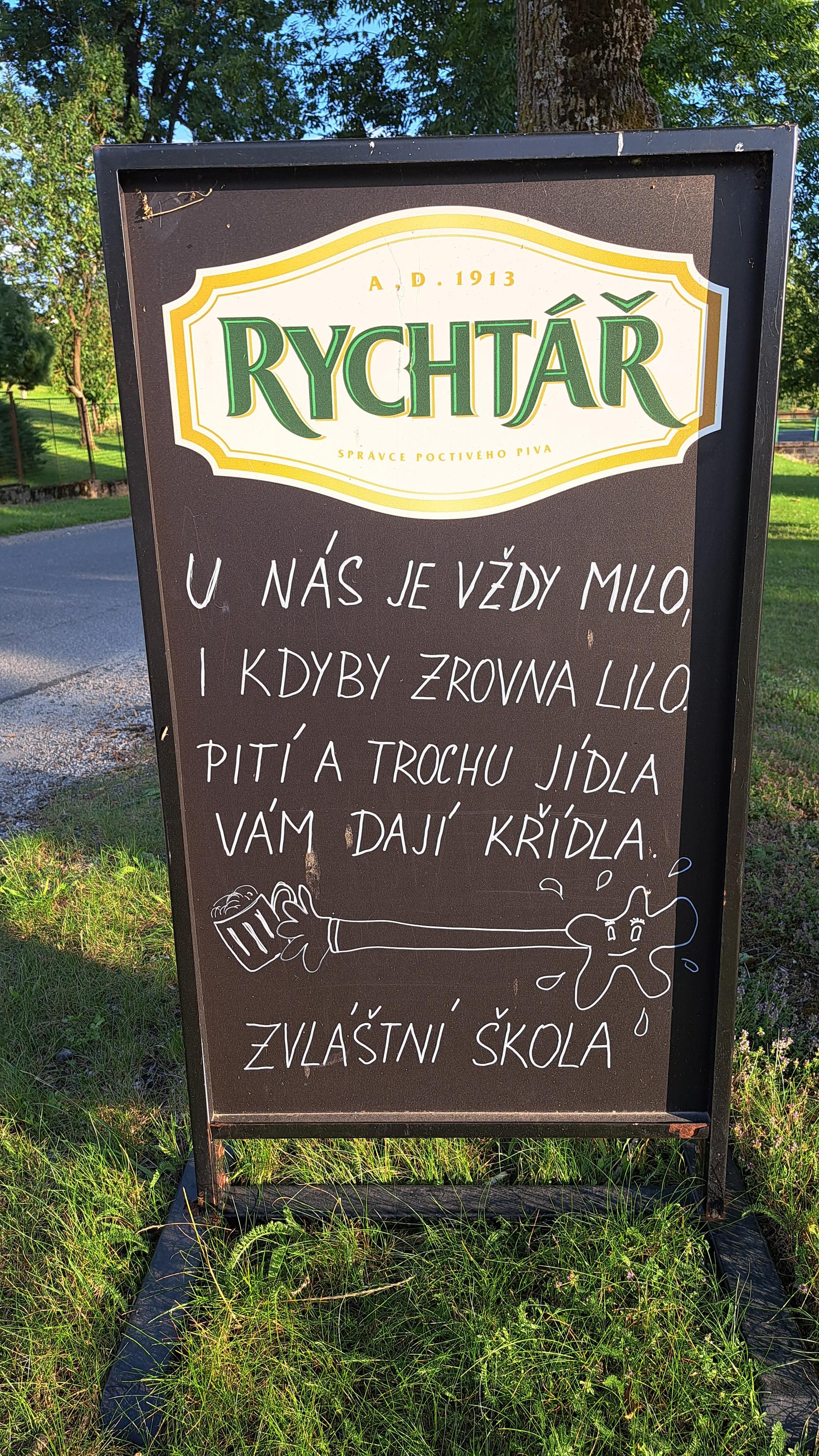 Hostinec Zvláštní škola foto 2
