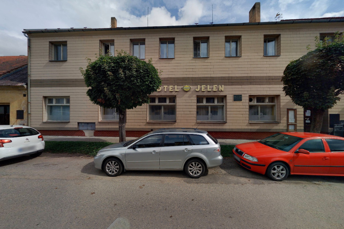 Hotel Jelen