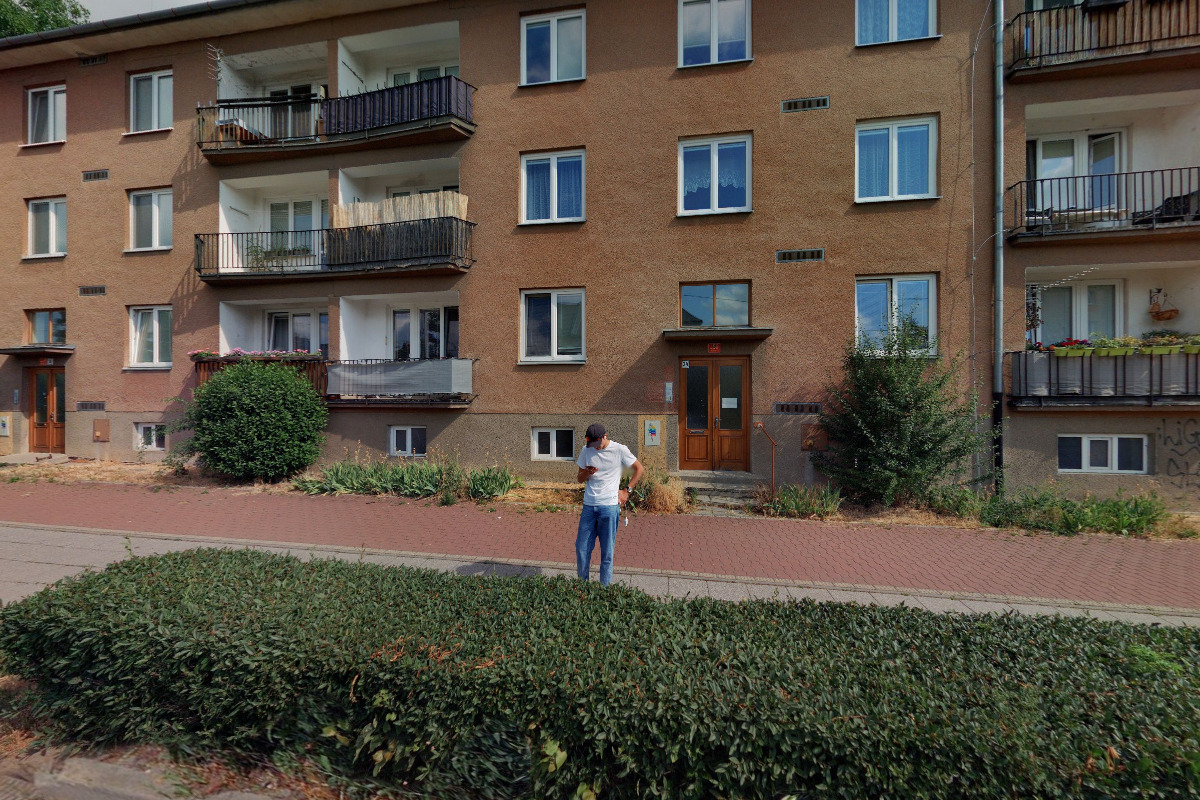 PODLAHY - Jiří Holub