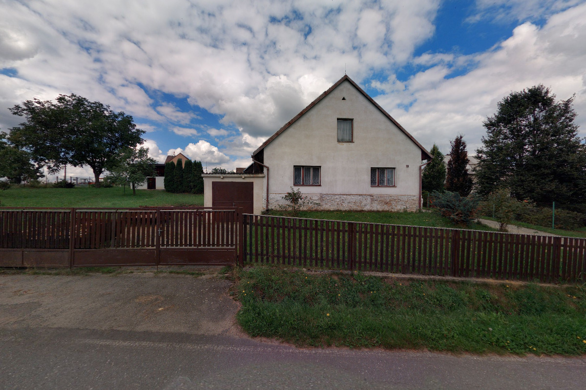 Společnost Kulhavý