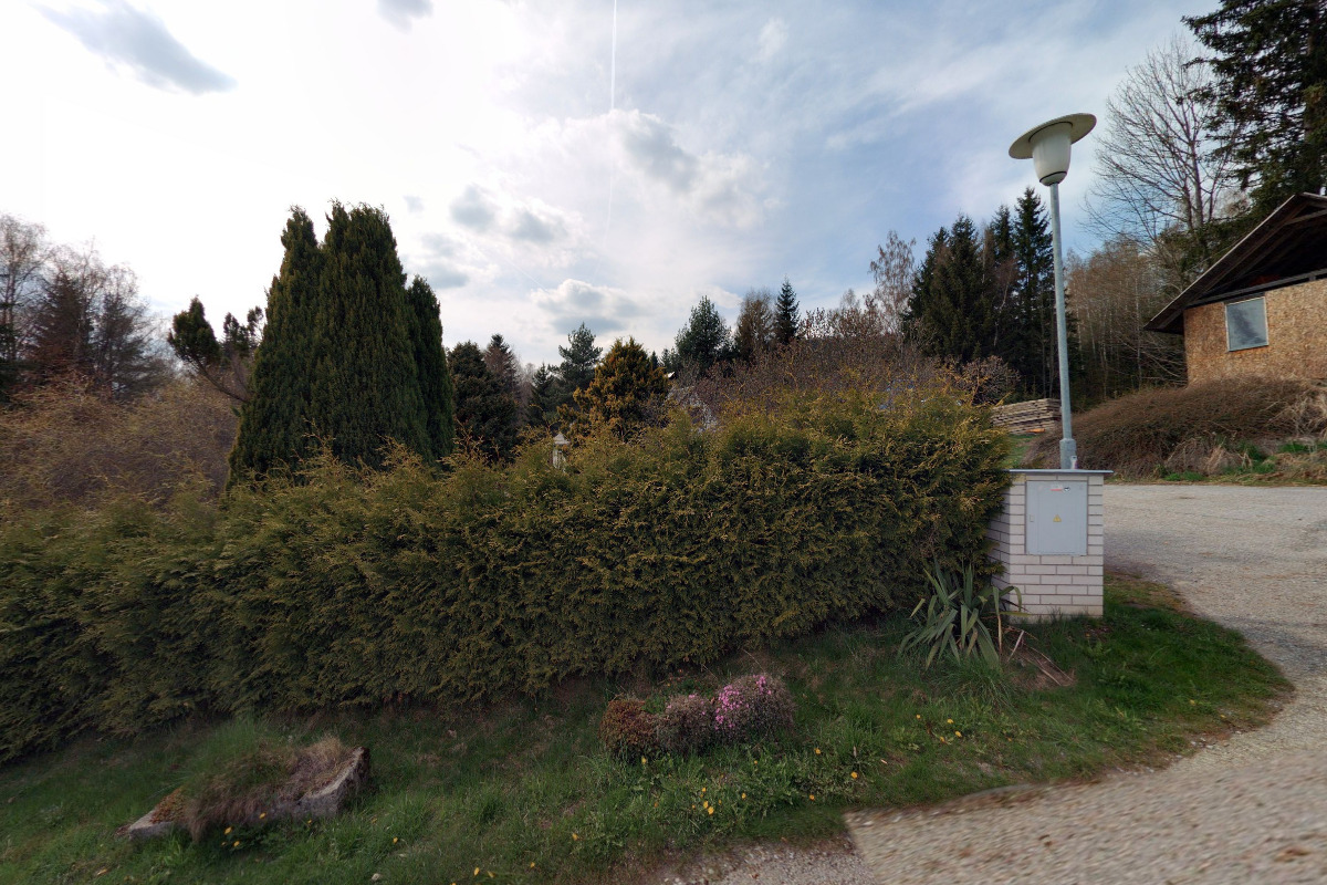 LIPENSKÁ ZEMNÍ, spol. s r.o.