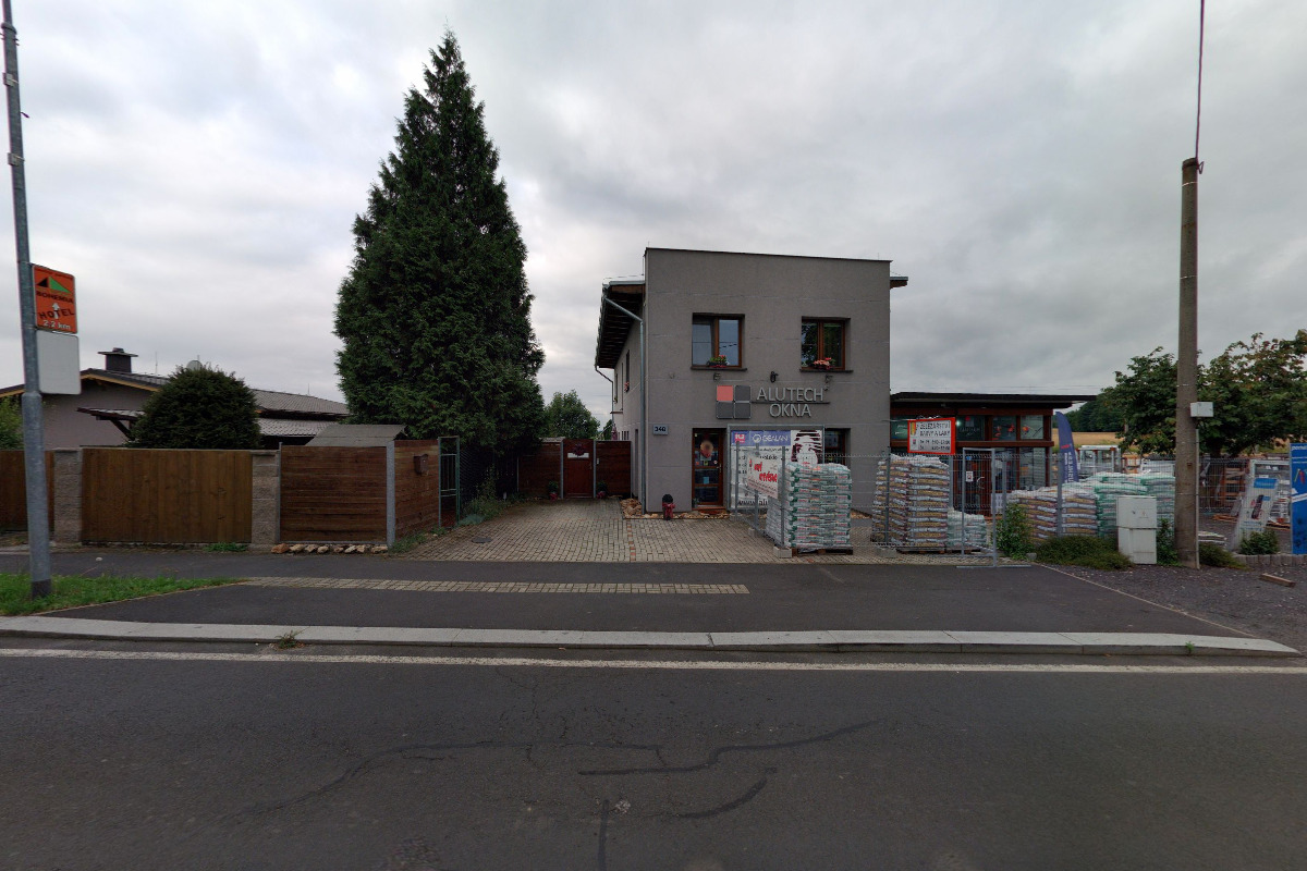 SKYLIGHT - Plastová střešní okna a výlezy