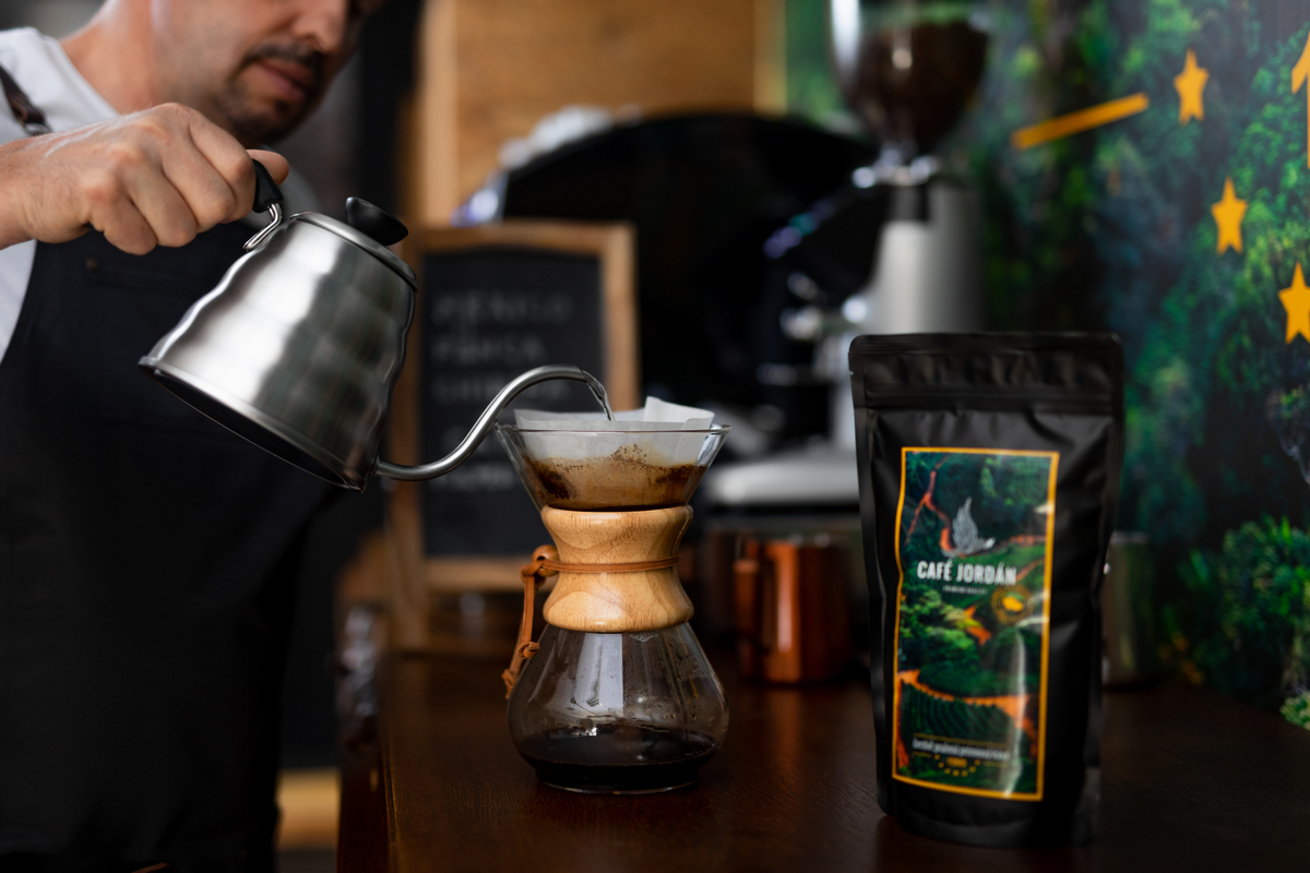 Kavárna a pražírna CAFÉ JORDÁN foto 5