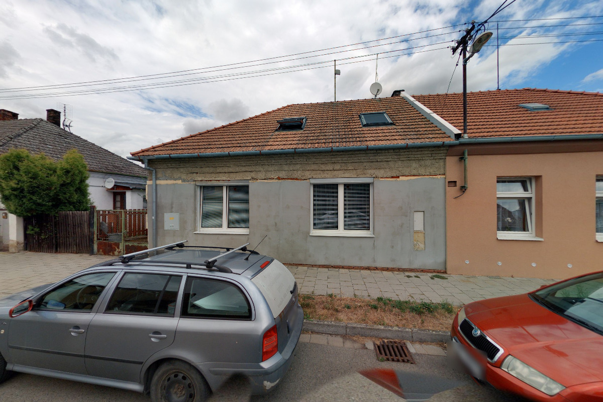 Miroslav Mikoláš - úpravy travnatých hřišť foto 2