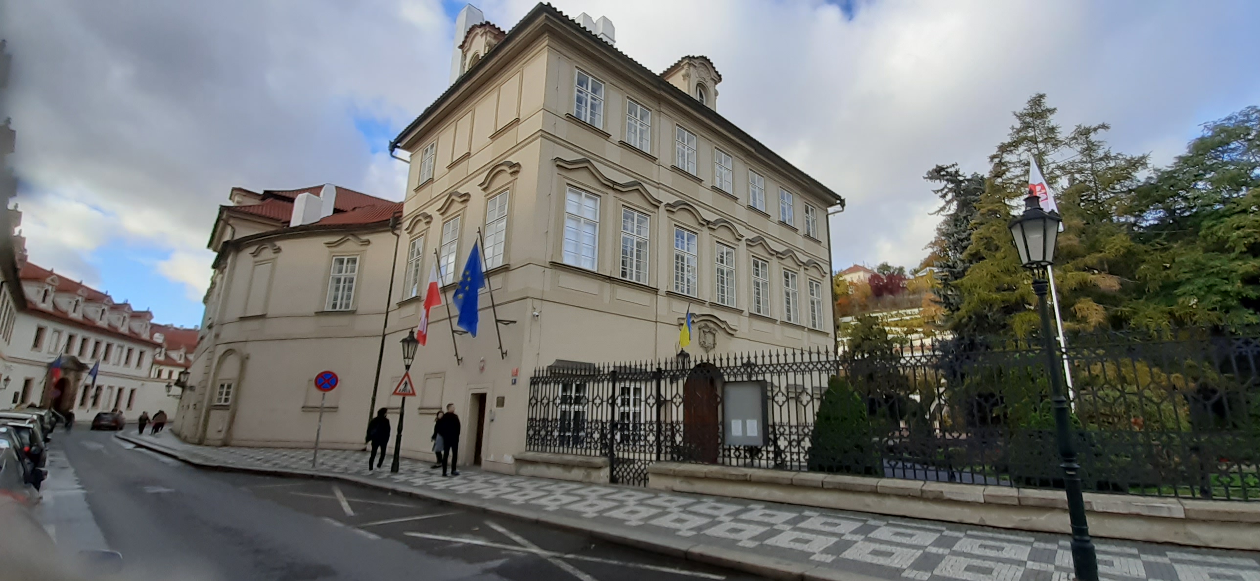 Velvyslanectví Polské republiky foto 2