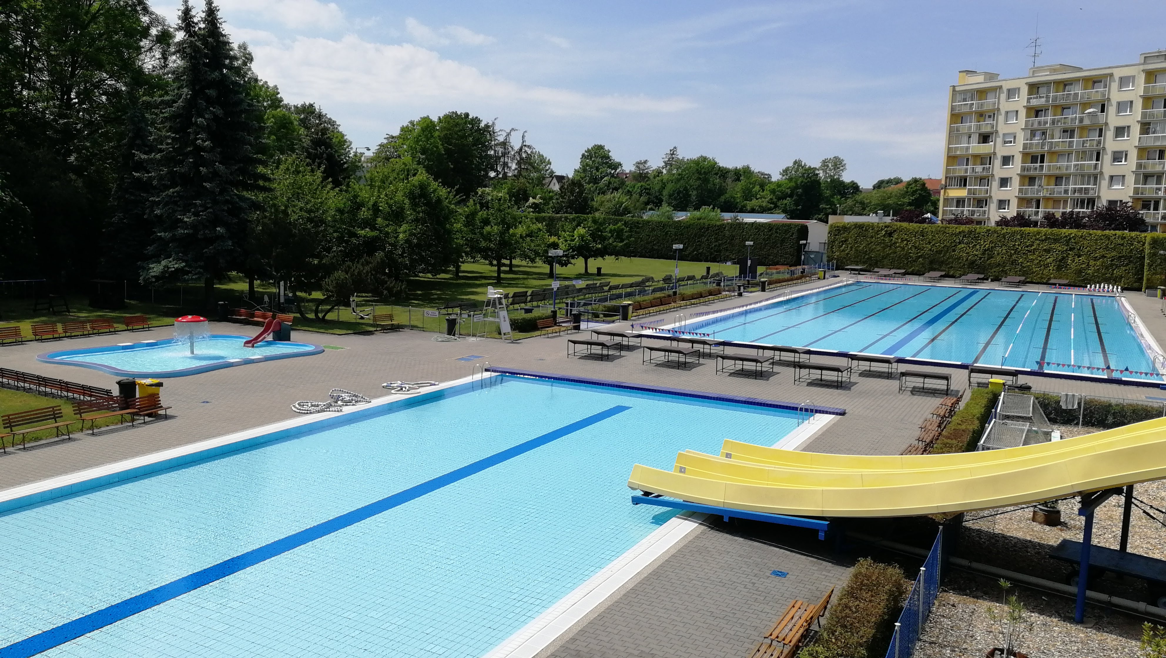 Plavecký areál Jaroměř foto 3