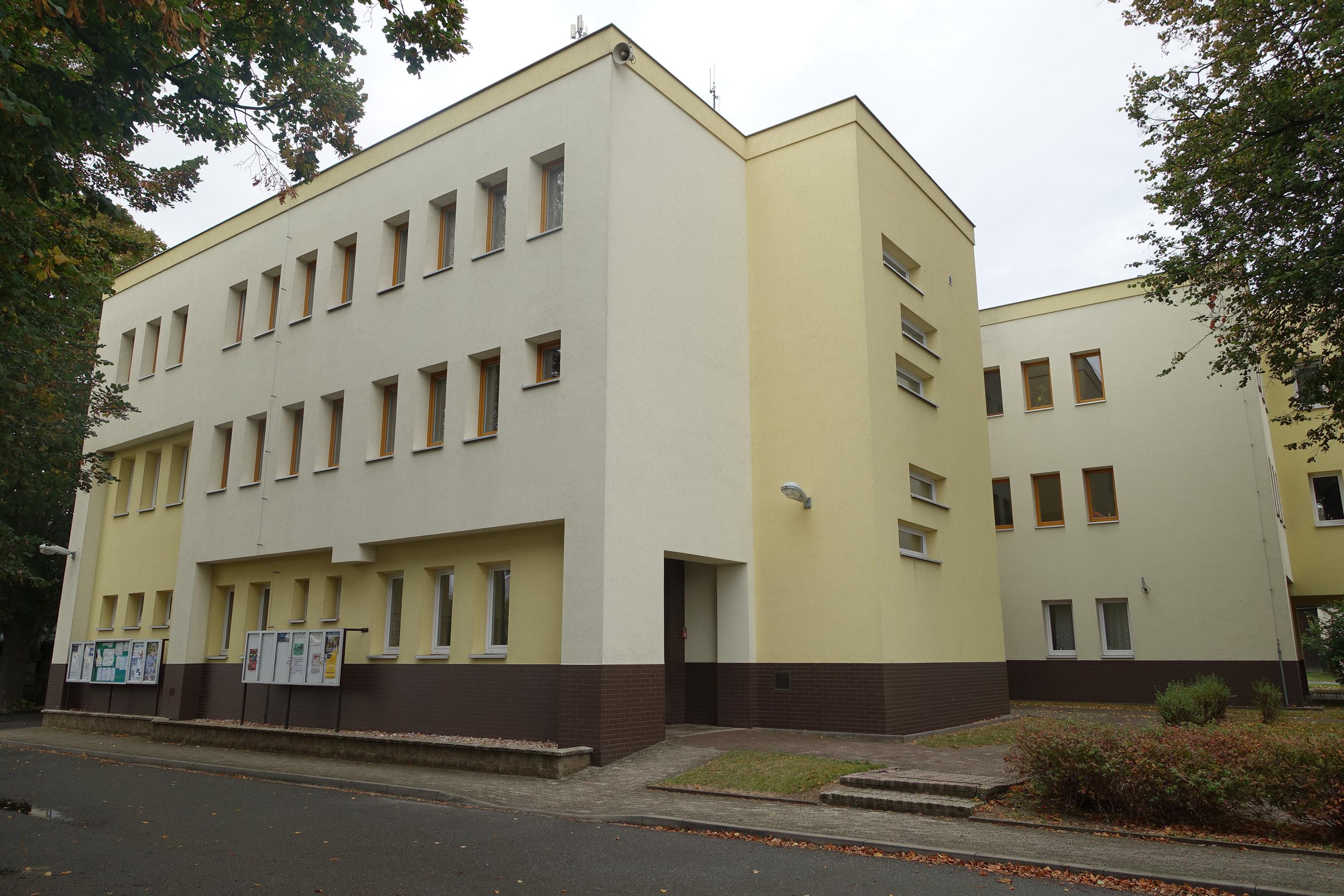 Rokytnice nad Rokytnou - úřad městyse