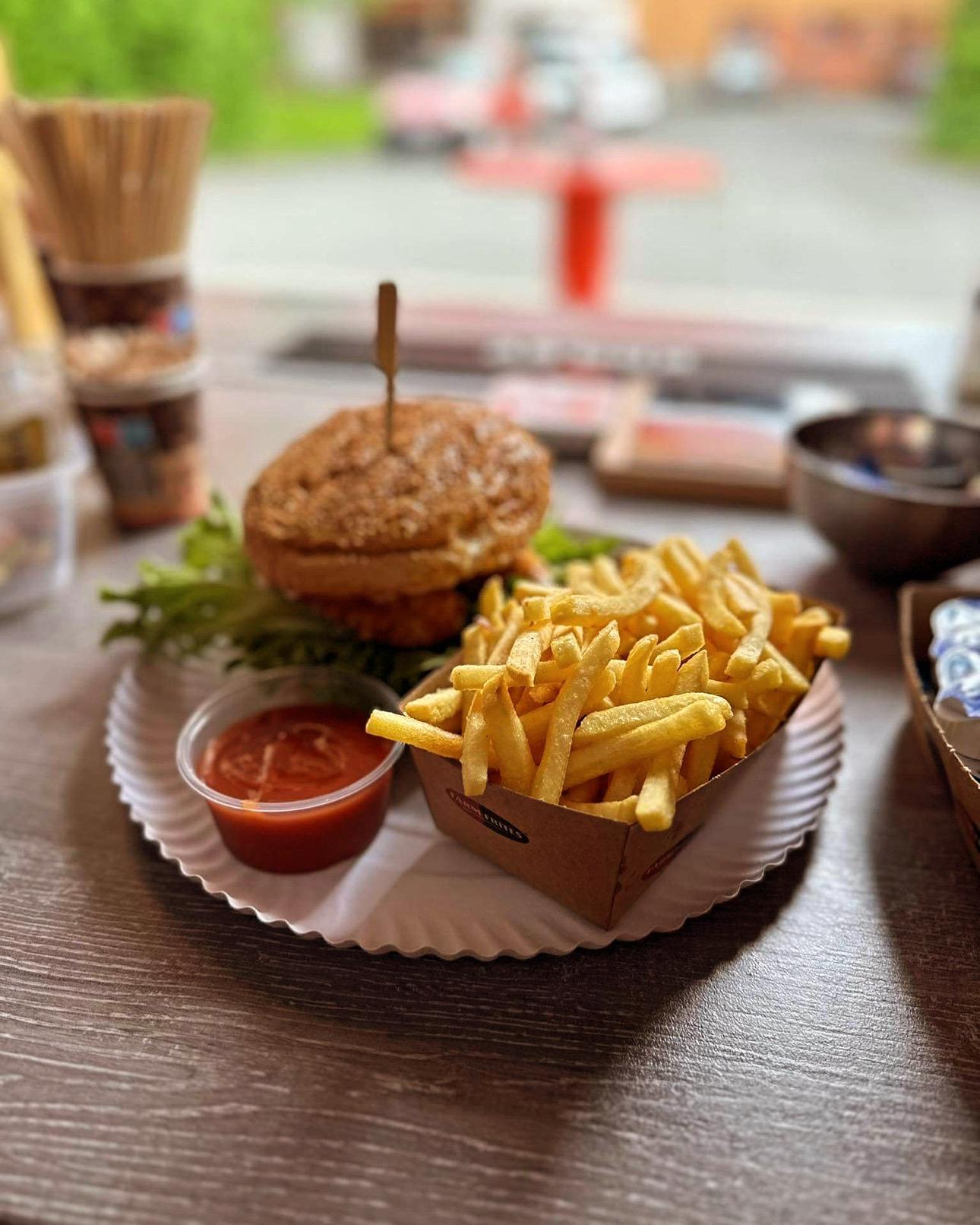 Budka u Hřiště foto 2