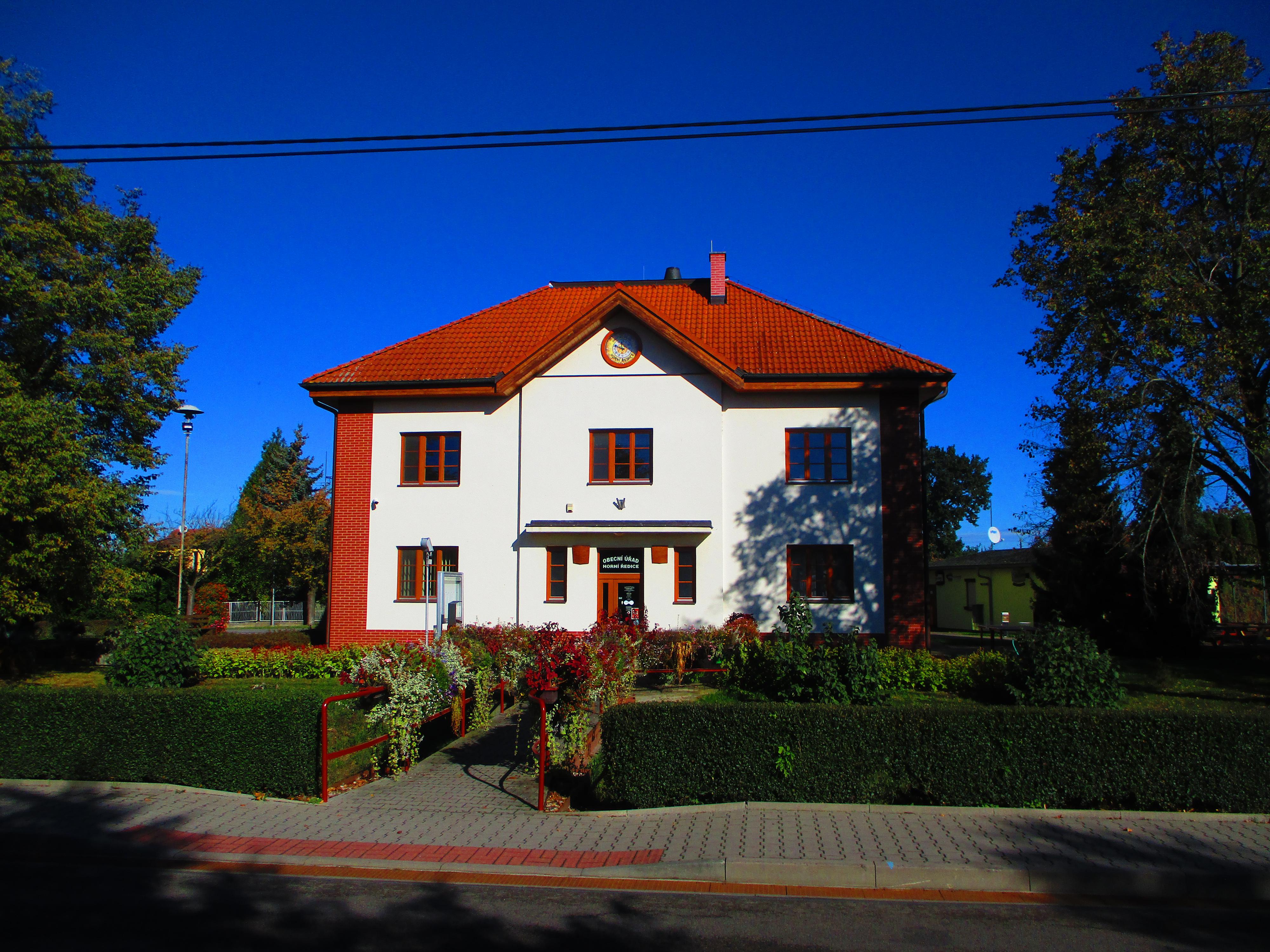 Horní Ředice - obecní úřad foto 2