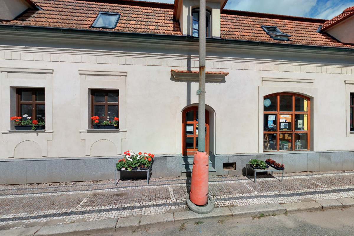 Květinářství a Zoopotřeby Netolice foto 4