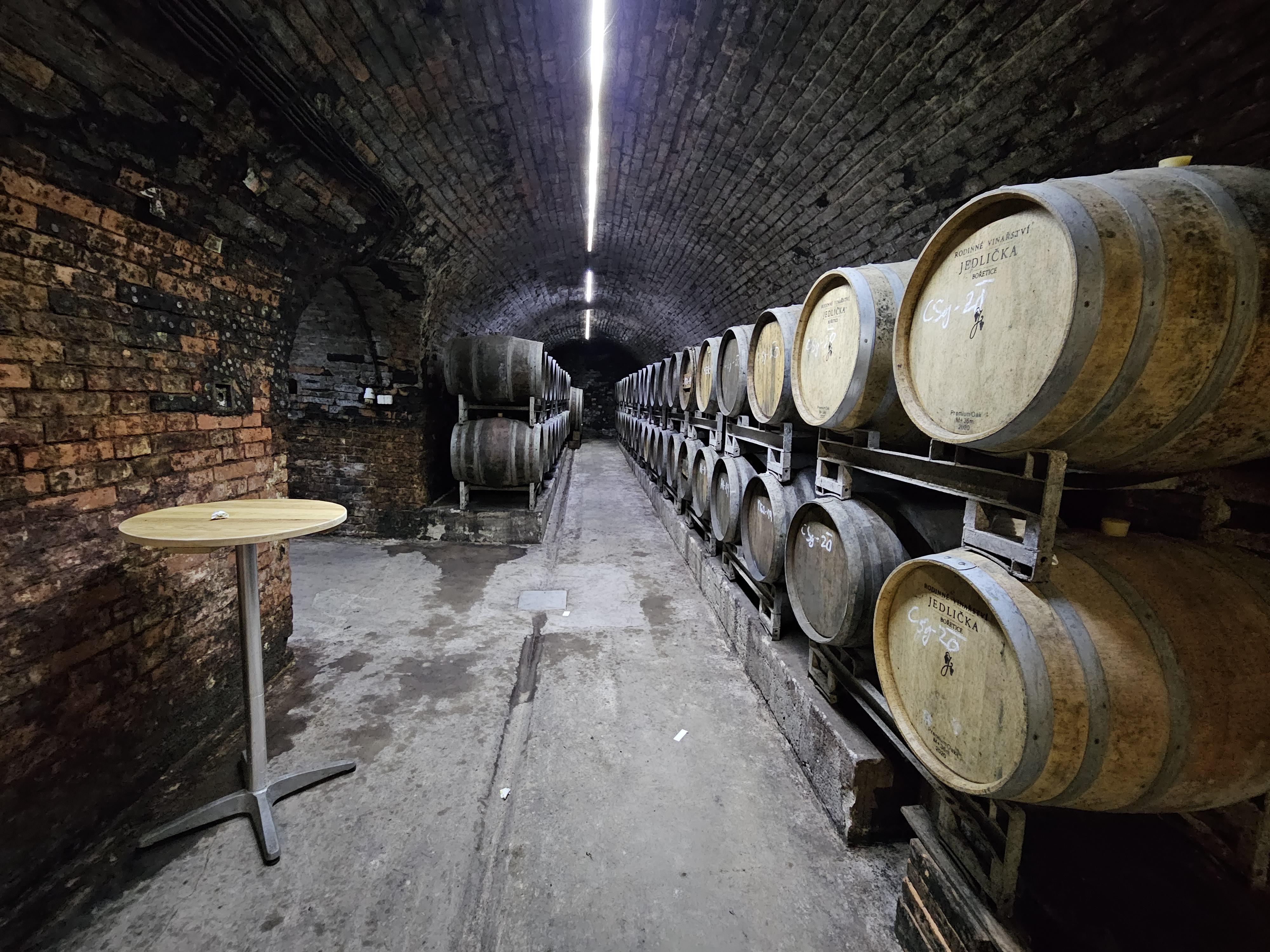 Rodinné vinařství Jedlička Bořetice foto 6