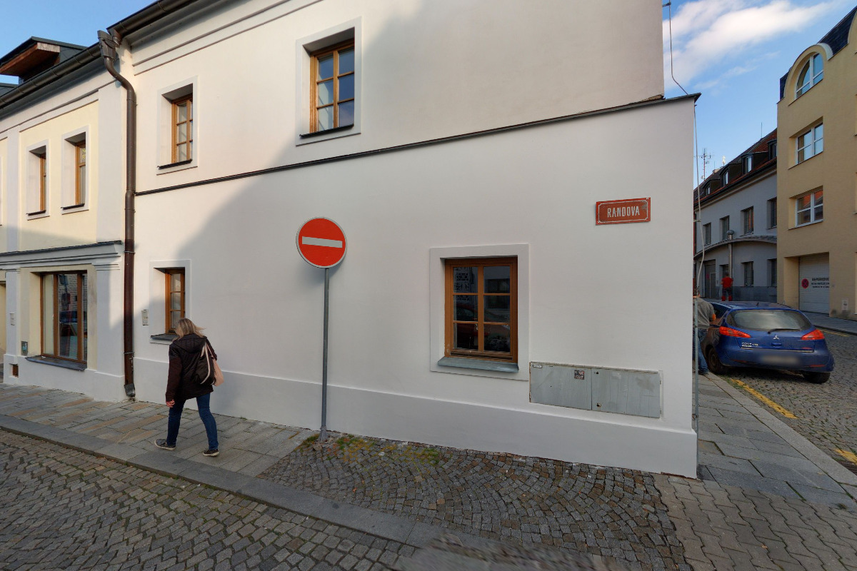 Solární studio Golden Sun