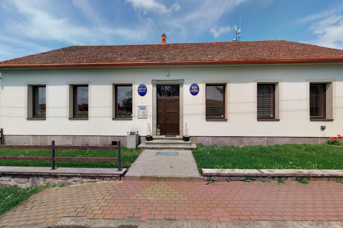 Místní knihovna v Kamenné