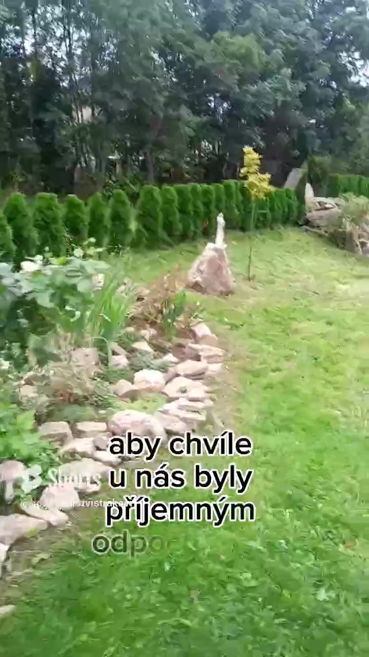 Hospodářství Strakovi foto 2 (náhled videa)