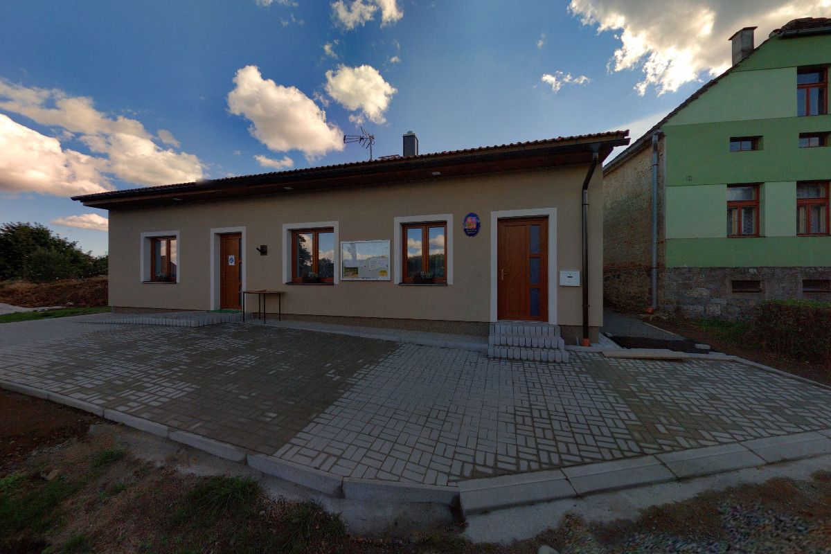 Hvožďany - obecní úřad foto 4