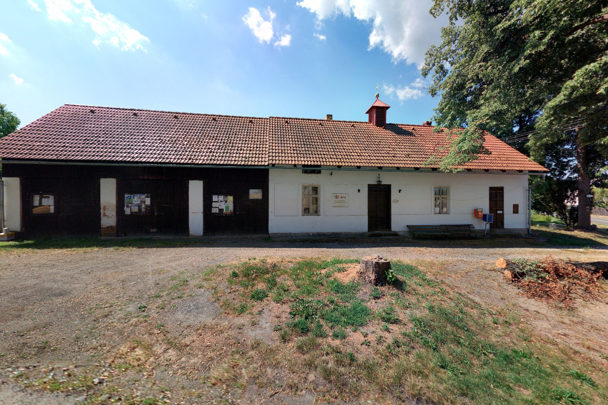 Čilá - obecní úřad foto 4