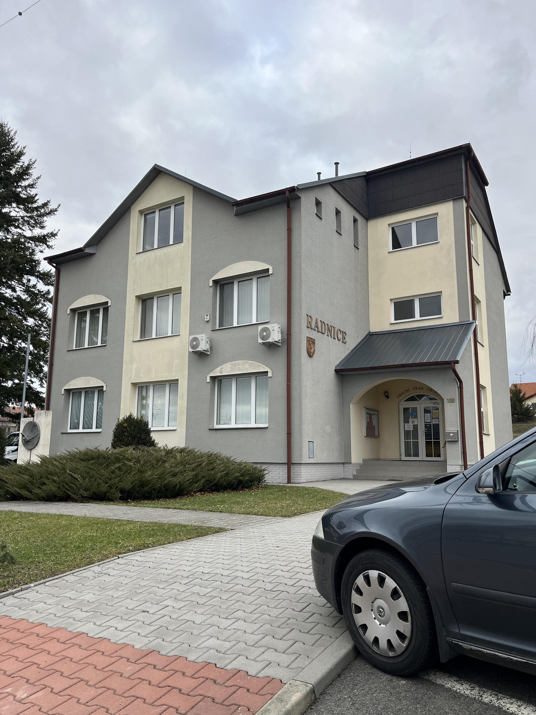 Dřínov - obecní úřad foto 4