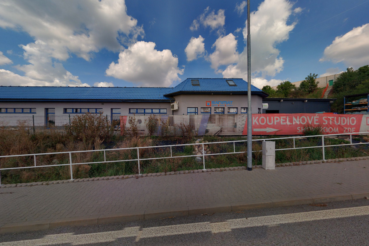 Ondřej Láznička RETROBAZAR