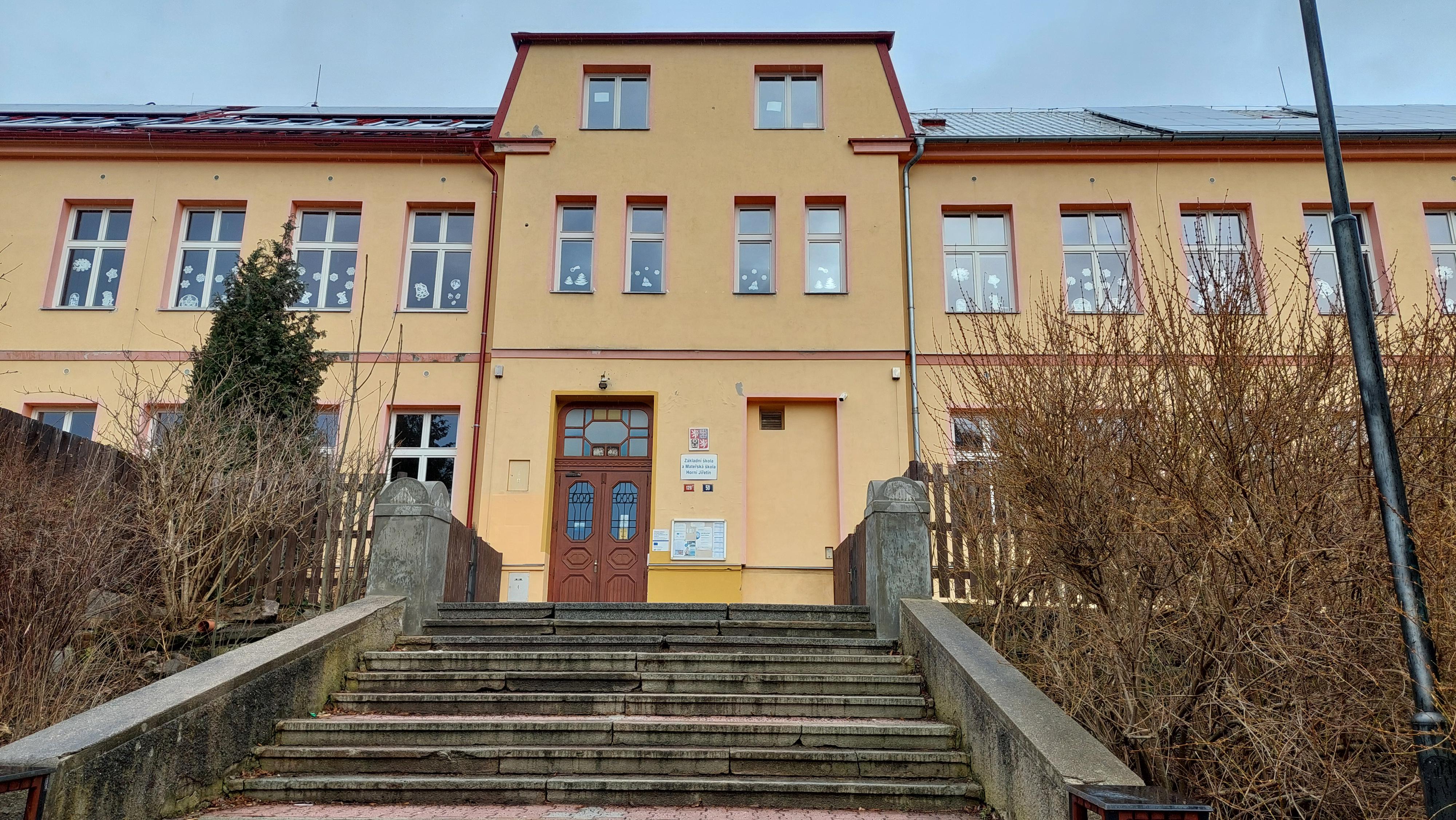 ZŠ a MŠ Horní Jiřetín foto 3