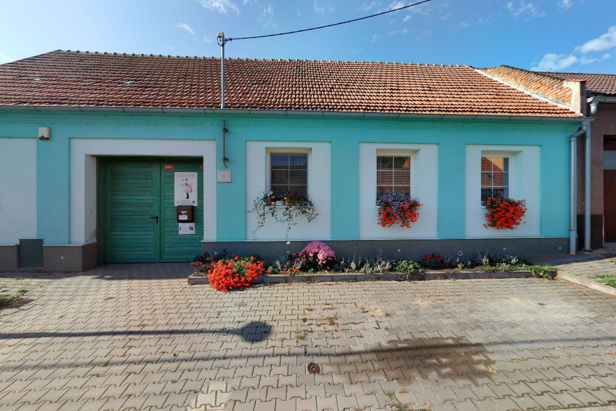 Vinný sklep Hrubá strana 95