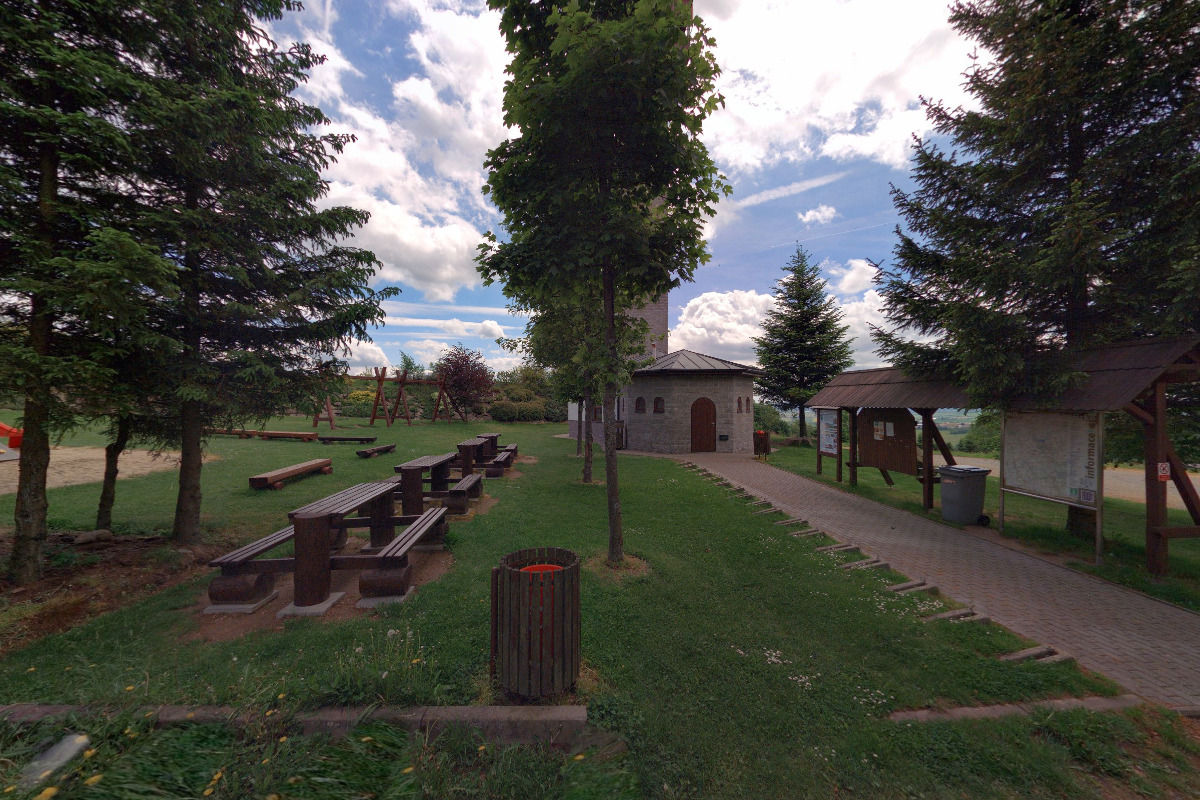 Občerstvení u rozhledny foto 4