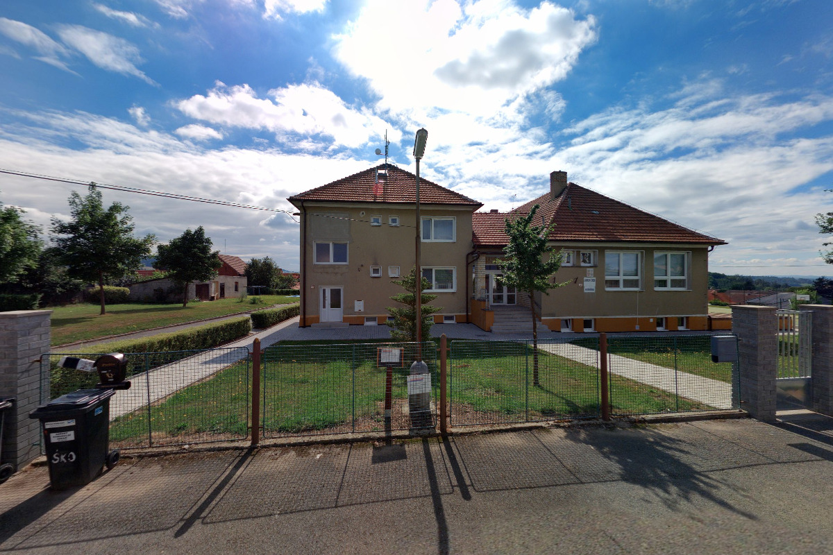 Základní škola a Mateřská škola Hředle, okres Rakovník