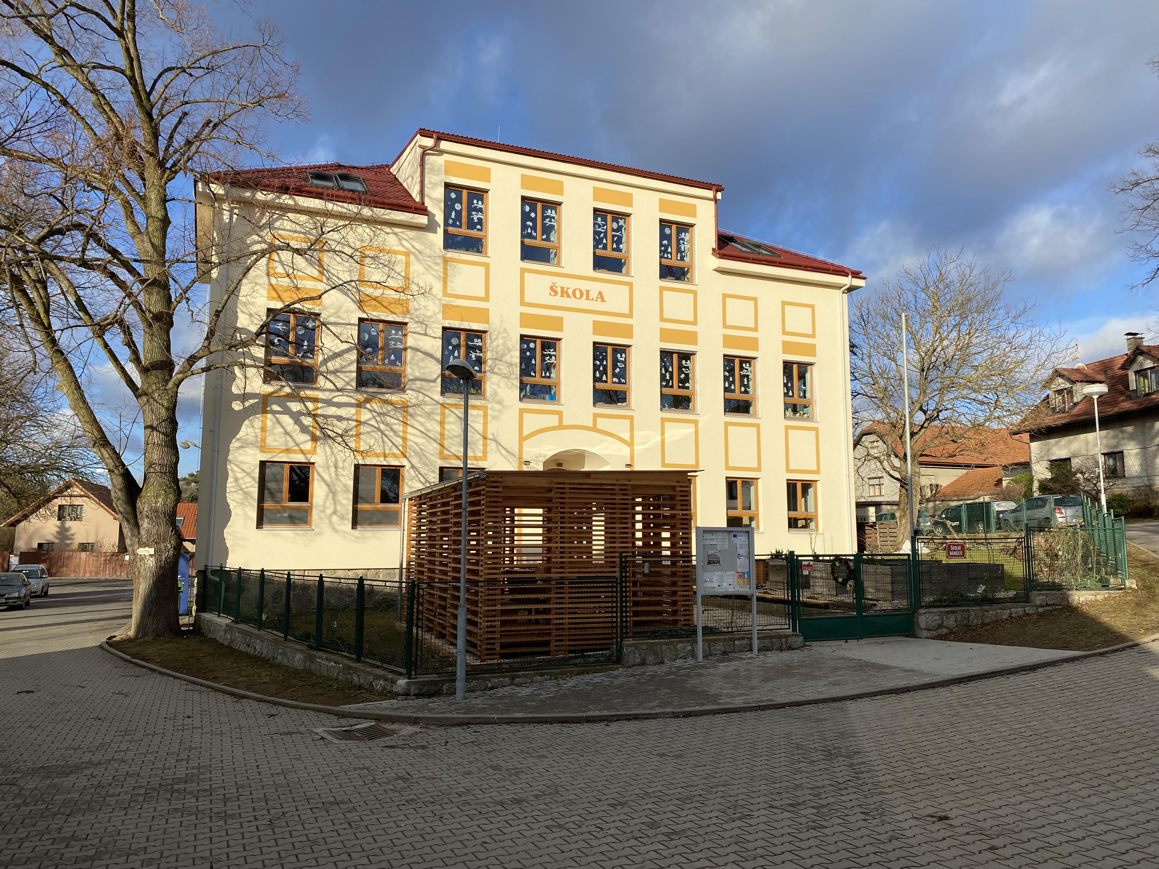 Základní škola Struhařov foto 2