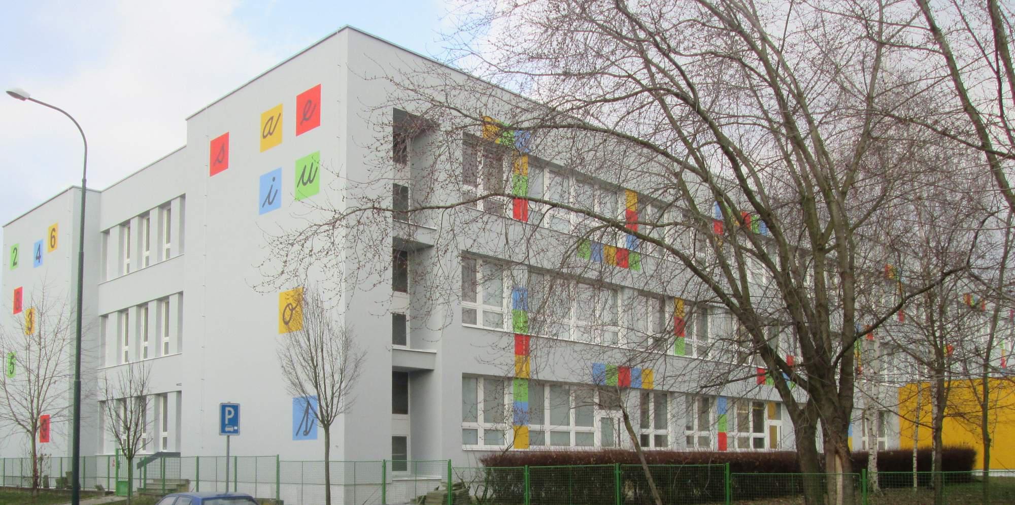 ZŠ Hodonín, Očovská foto 2