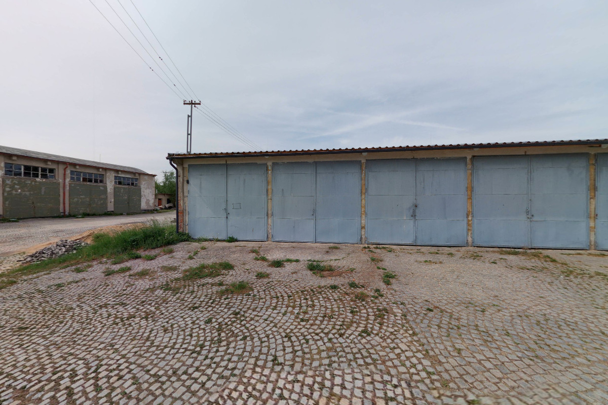 Útulek věcí - velké re-use centrum