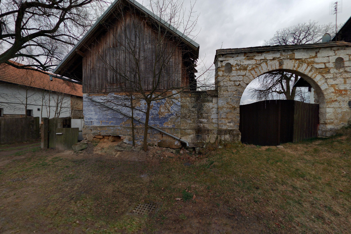 Růžová školka Pelcových