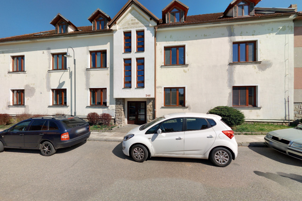 Ing. Jiří Houdek  - Osobní a nákladní doprava foto 5