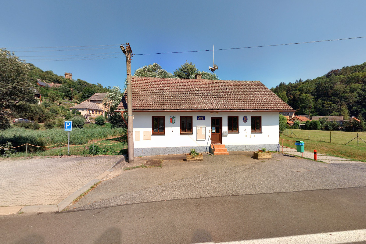 Tupadly - obecní úřad foto 6