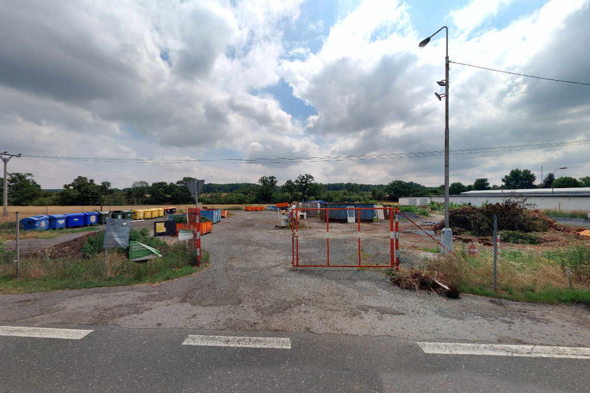 Sběrné místo Veltrusy