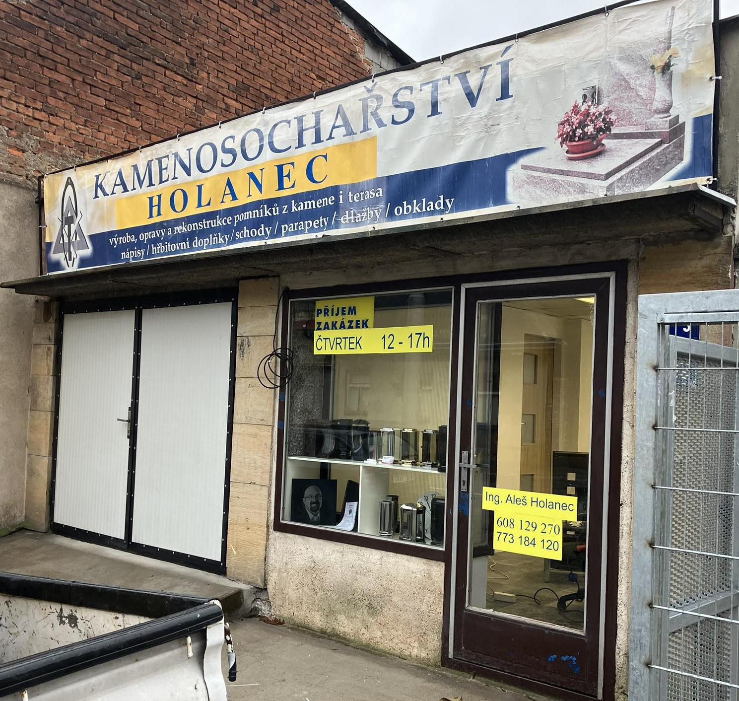 Kamenosochařství Holanec - pobočka Hradec Králové foto 2