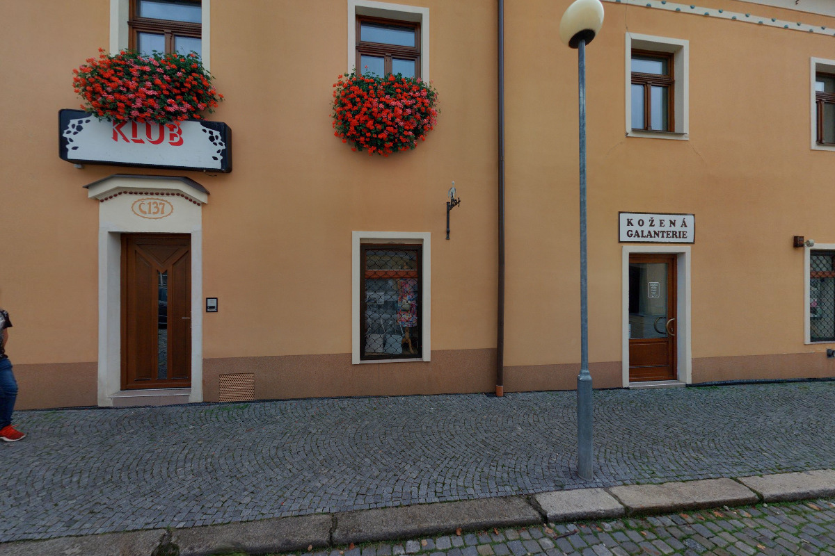 KOŽENÁ GALANTERIE Petra Talacková foto 2