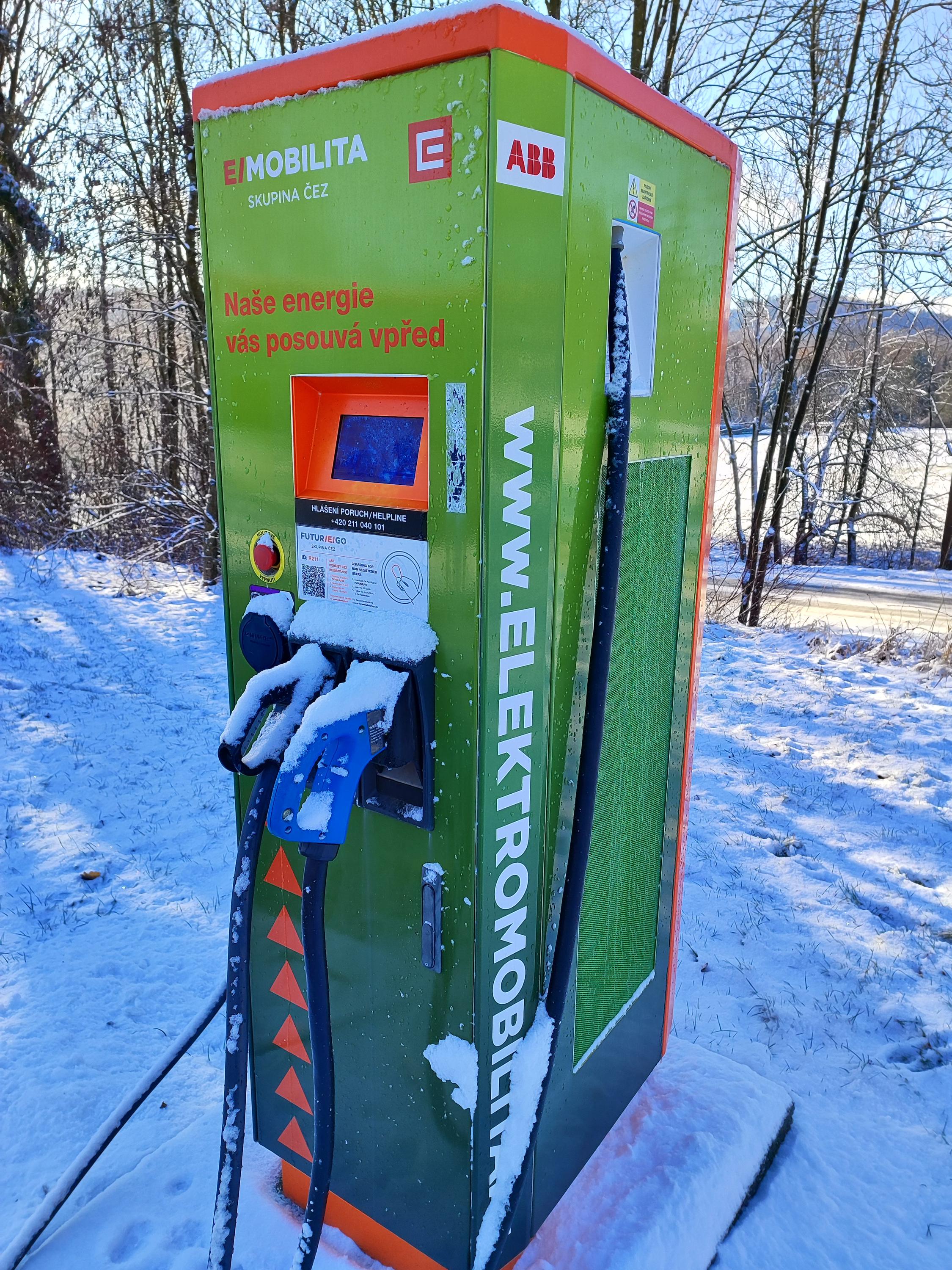Nabíjecí stanice ČEZ foto 5