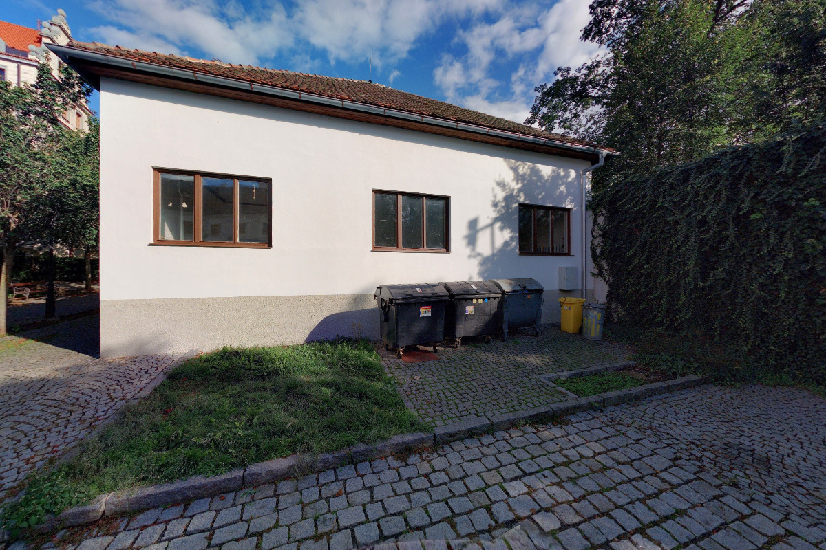 Oliver café pod Černou věží