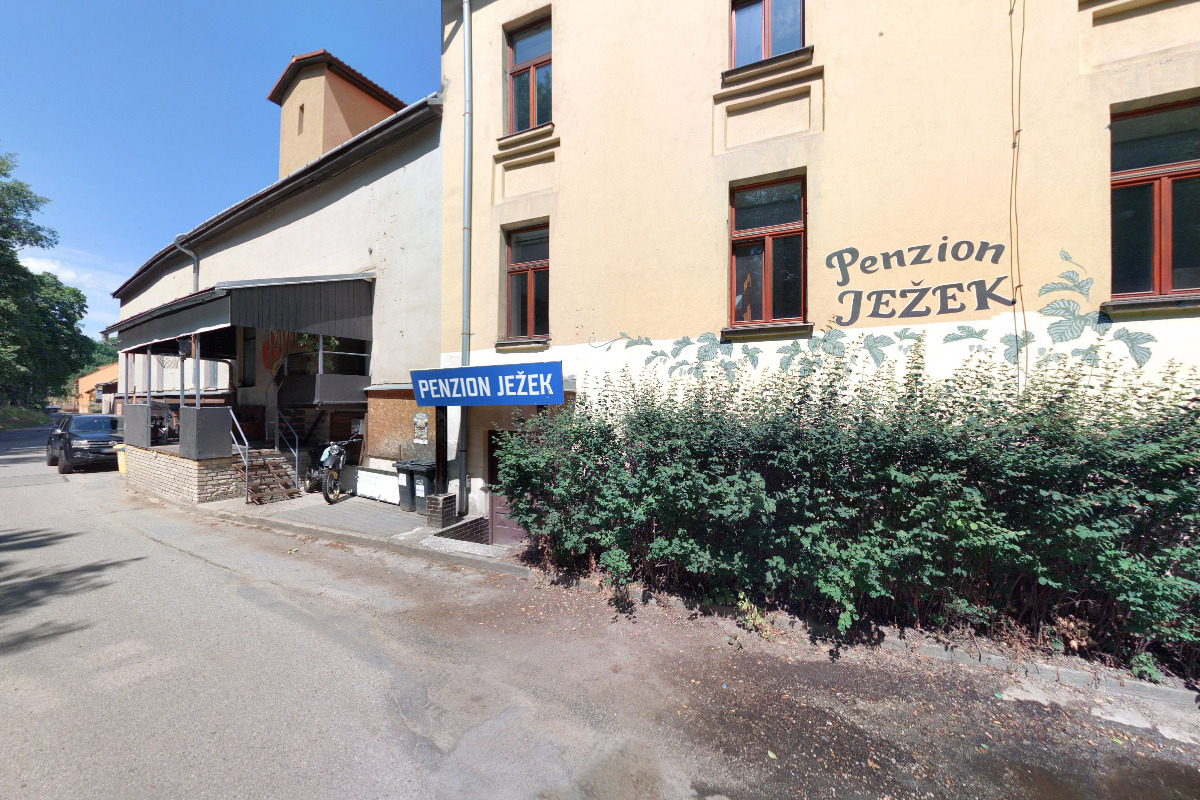 Barbershop Dirty Family