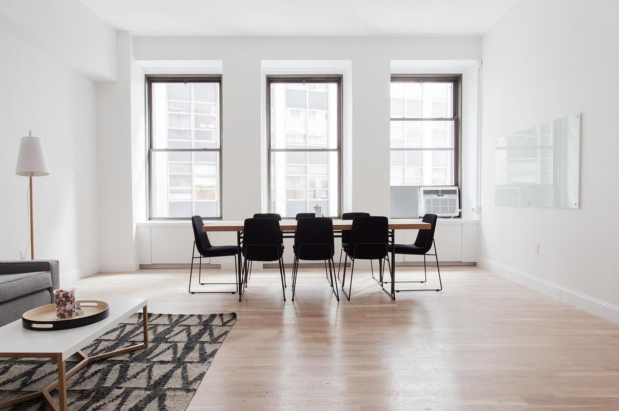 Zdeněk Konečný - Husky Construction