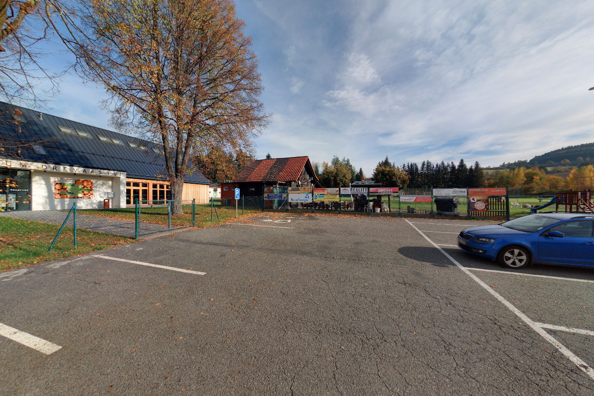 Občerstvení na hřišti foto 5