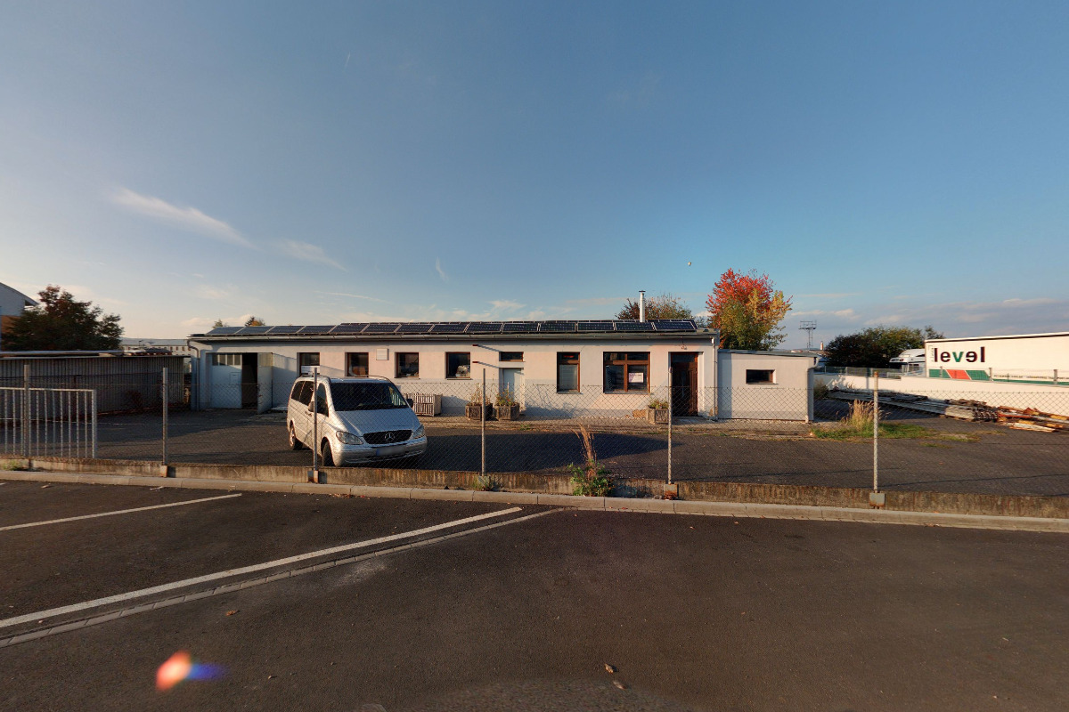 Bošek - HUTNÍ PRODEJNA