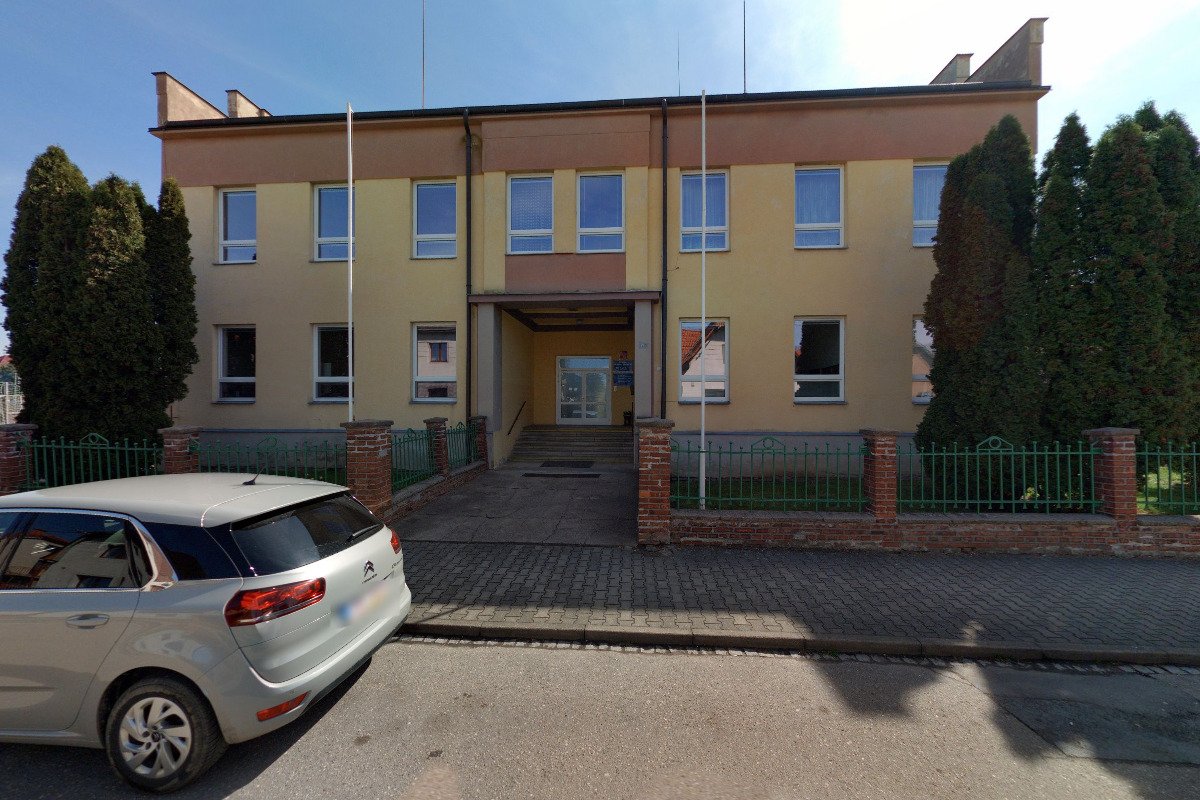 Střední škola technická a řemeslná, Nový Bydžov foto 2